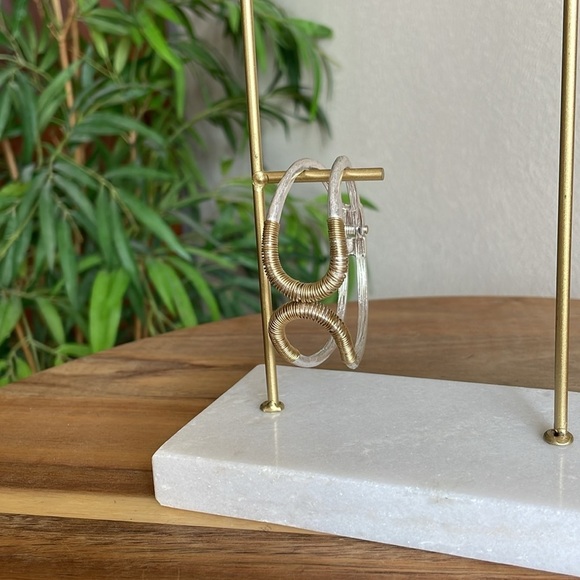 Bracelet Women’s Silver Gold Spring Closure Bangle Fashion Jewelry - Picture 2 of 6